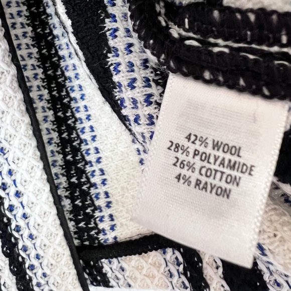 St. John Knit Black and White Sweater Jacket Cropped Striped Wool Blend Blazer - Picture 5 of 6